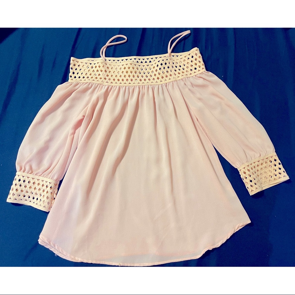 Blush pink off the shoulders crop top